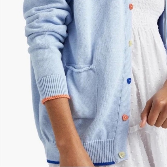 The House Cardigan - Picture 3 of 11